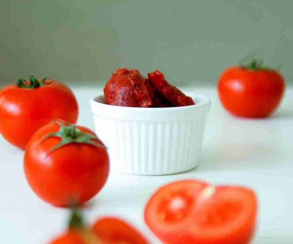 Ev Yapımı Biber Salçası Ev Yapımı Biber Salçası